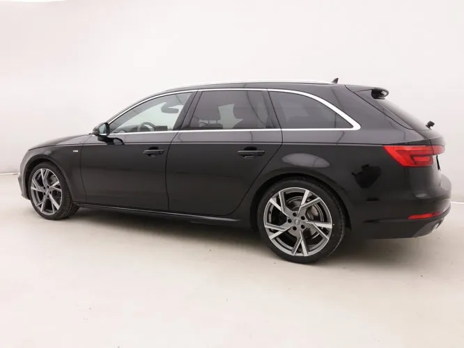 Audi A4 2.0 TDi Ultra 150 Avant S-Line + GPS Plus + LED Lights Image 3