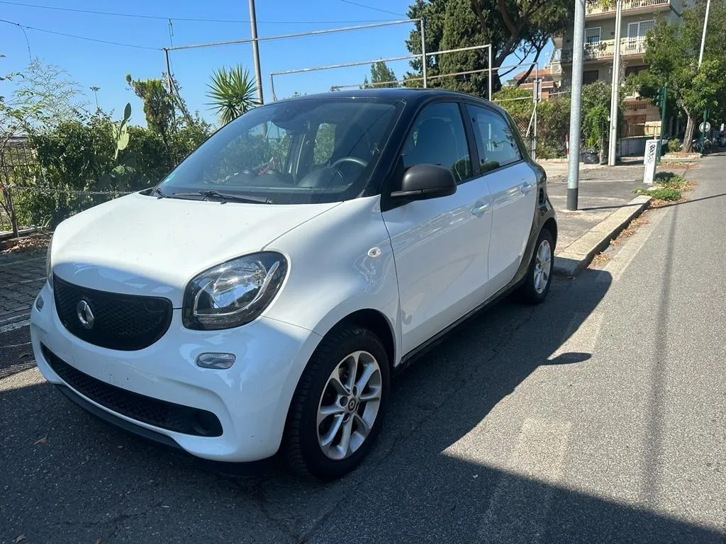 SMART forfour 70 1.0 Passion Image 2