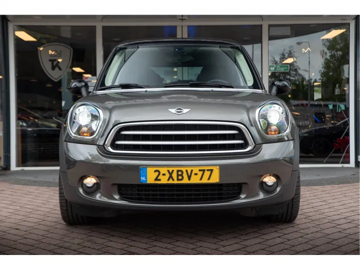 MINI Paceman 1.6 Cooper D  Image 2